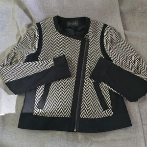 Ann Taylor Black and White Women's Jacket Size 6
